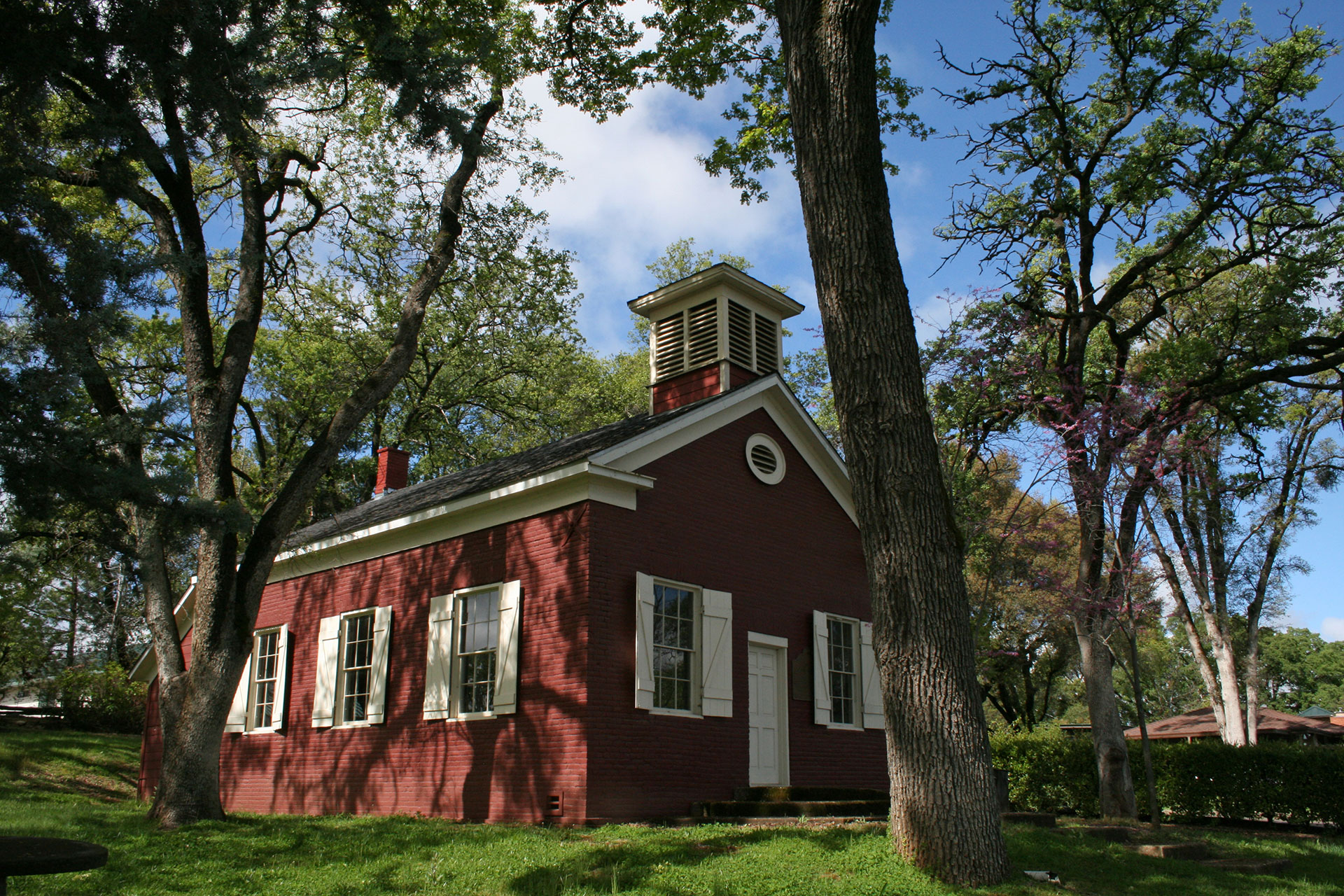 Altaville School by Carol Richardson