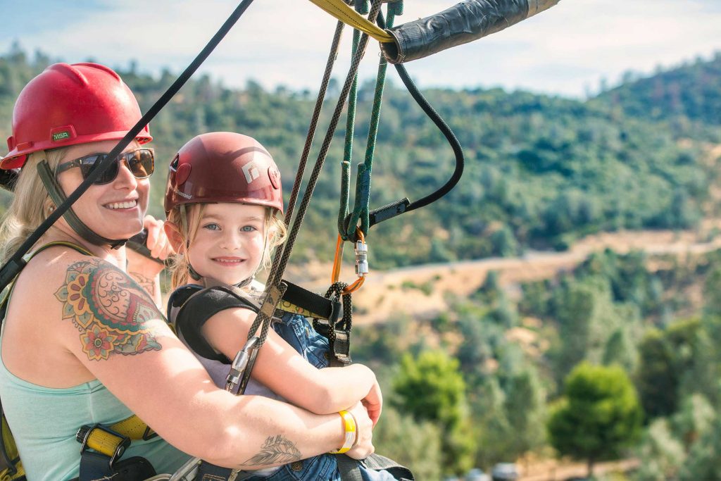 Happy Kids on Vacation : Tandem Zip at Moaning Cavern Adventure Park