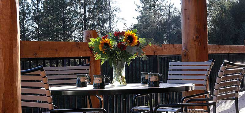 Courtwood Inn deck