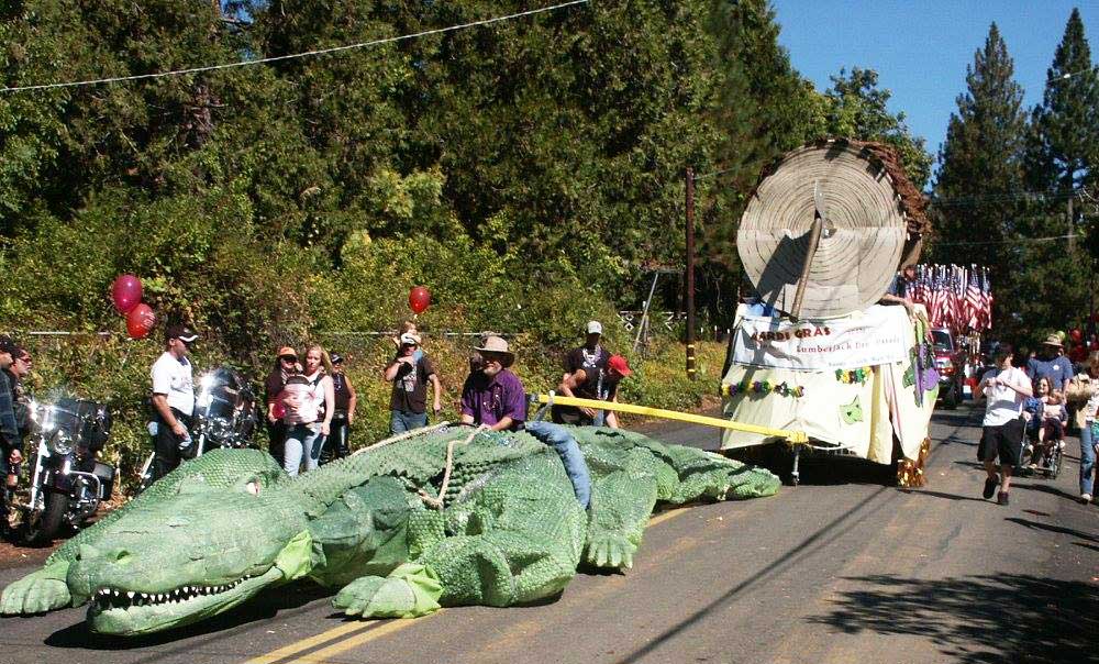 Lumberjack Day parade